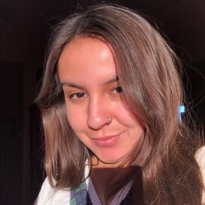 Meet your Posher, Kayla